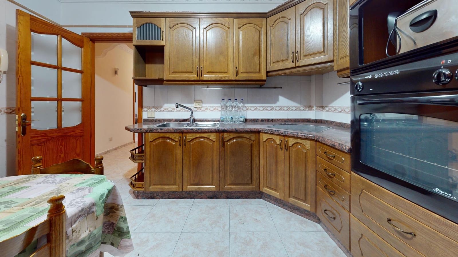 3 bedroom Flat for sale in Las Palmas de Gran Canaria with garage - € 439,000 (Ref: 9530837)