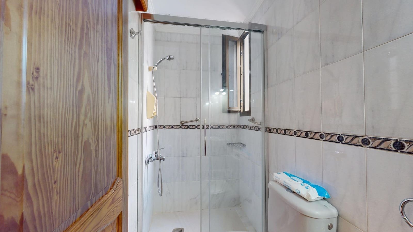 3 sovrum Lägenhet till salu i Las Palmas de Gran Canaria med garage - 422 000 € (Ref: 9530837)