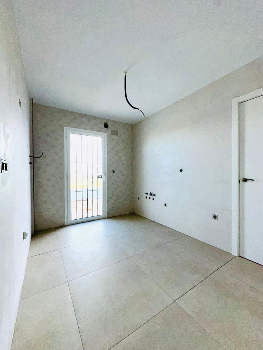 4 chambre Villa/Maison Mitoyenne à vendre à Manzanilla - 108 000 € (Ref: 9536262)