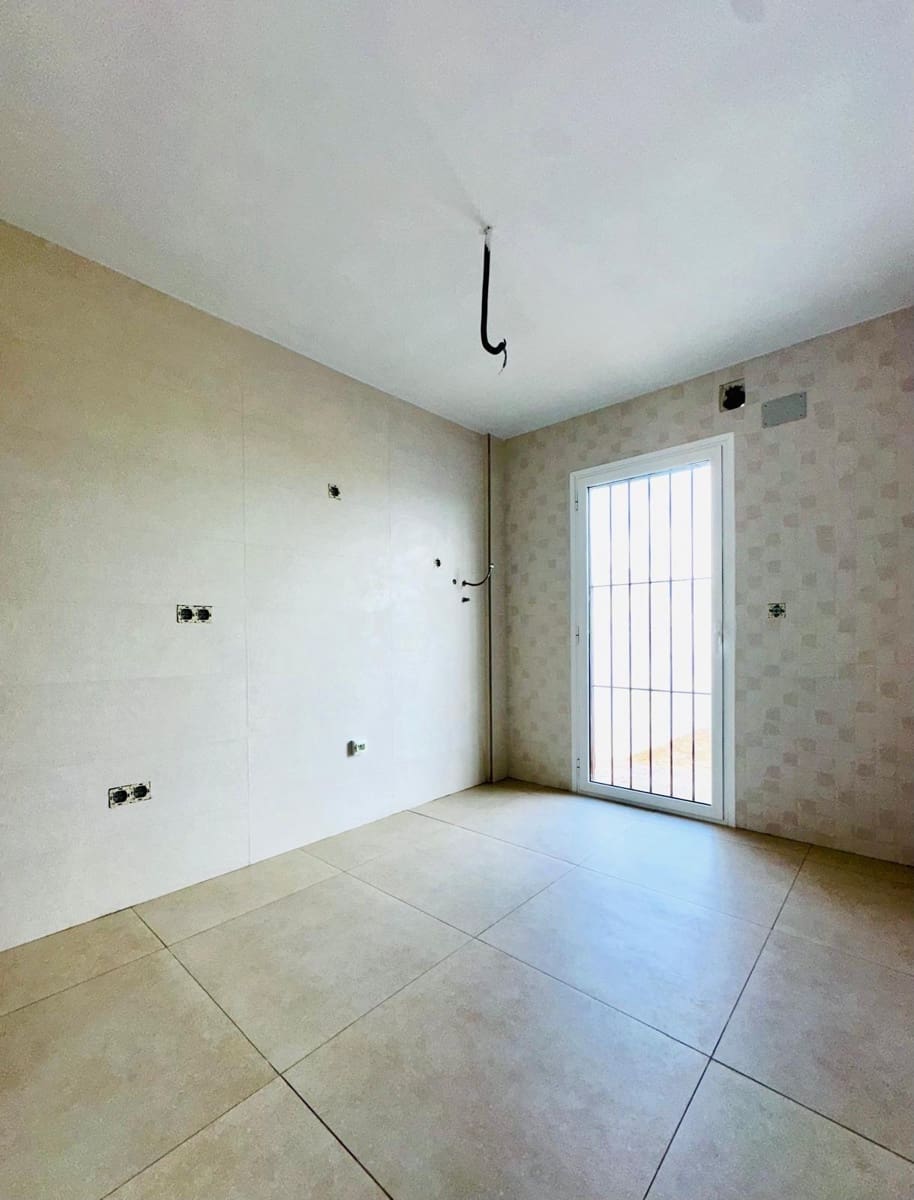 4 chambre Villa/Maison Mitoyenne à vendre à Manzanilla - 108 000 € (Ref: 9536262)