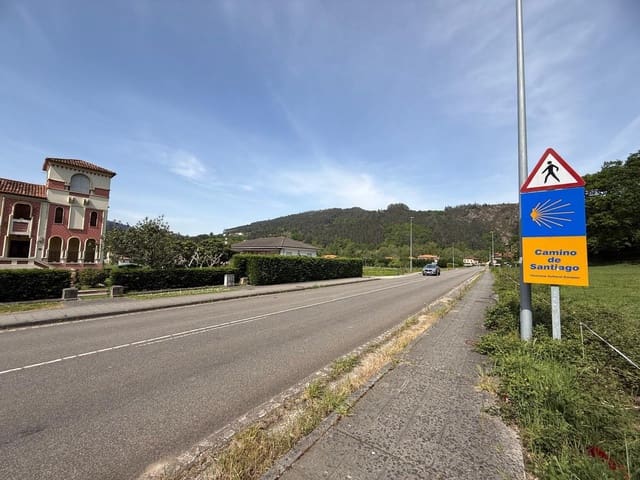 5 Zimmer Reihenhaus zu verkaufen in Grado mit Garage - 55.000 € (Ref: 9536264)