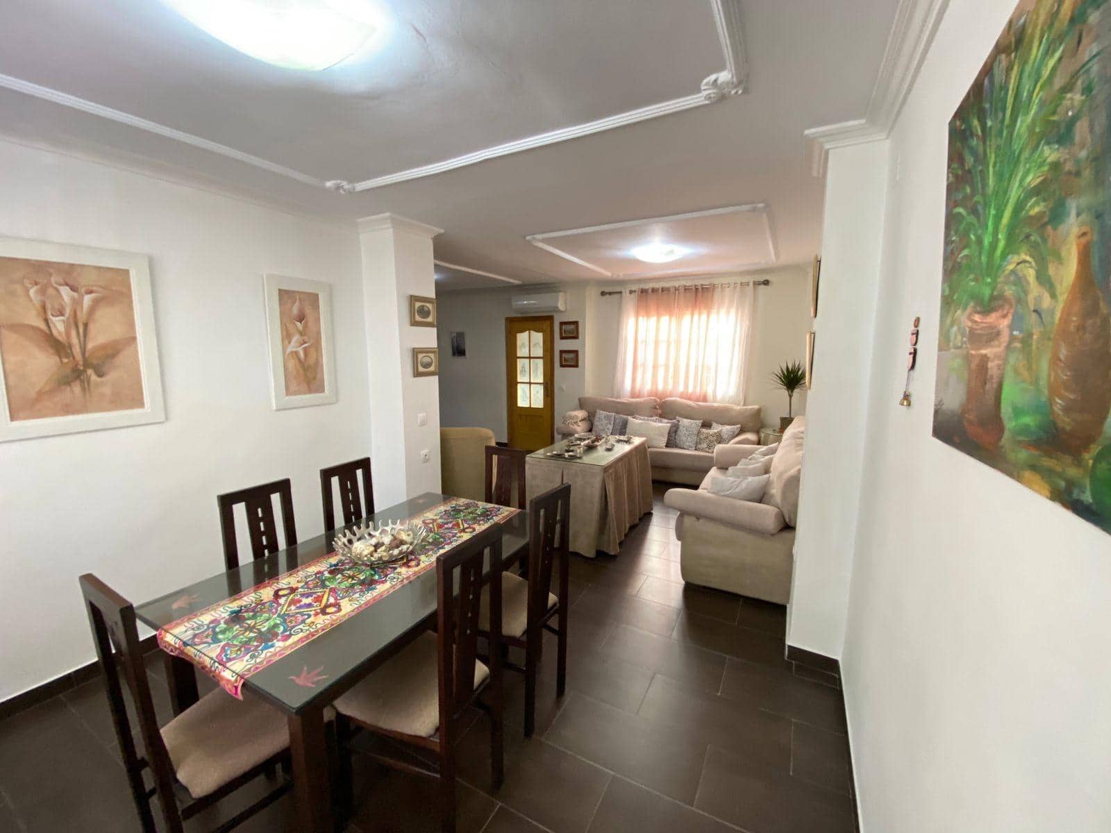 5 bedroom Villa for sale in Olvera with garage - € 210,000 (Ref: 9541619)