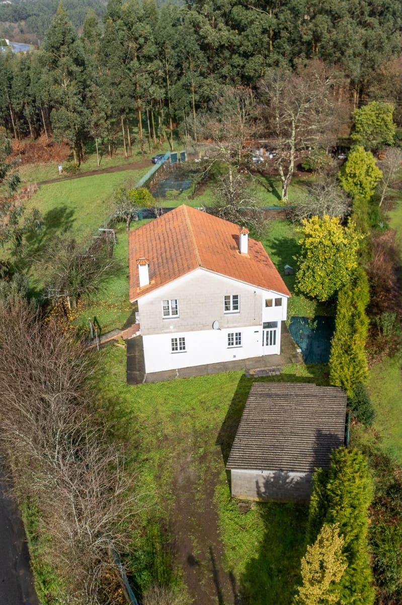 7 sypialnia Willa na sprzedaż w Carral z garażem - 300 000 € (Ref: 9541621)