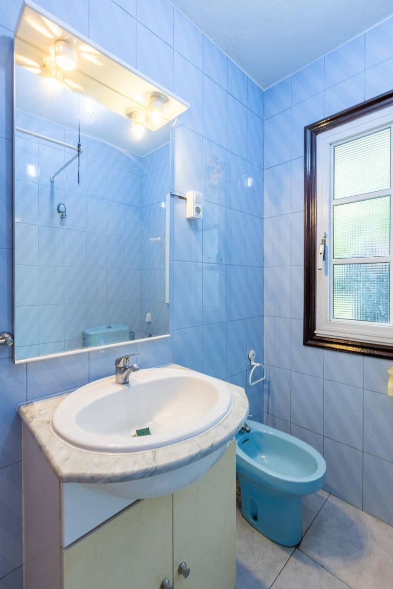 7 sypialnia Willa na sprzedaż w Carral z garażem - 300 000 € (Ref: 9541621)