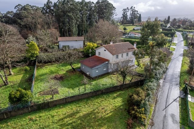 7 sypialnia Willa na sprzedaż w Carral z garażem - 300 000 € (Ref: 9541621)