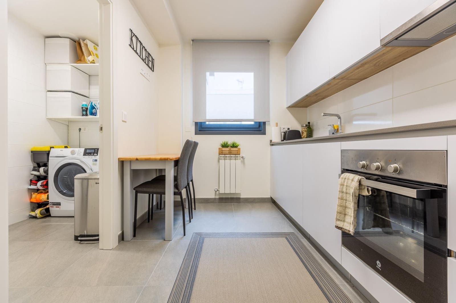 3 bedroom Flat for sale in A Coruna city with garage - € 600,000 (Ref: 9541622)