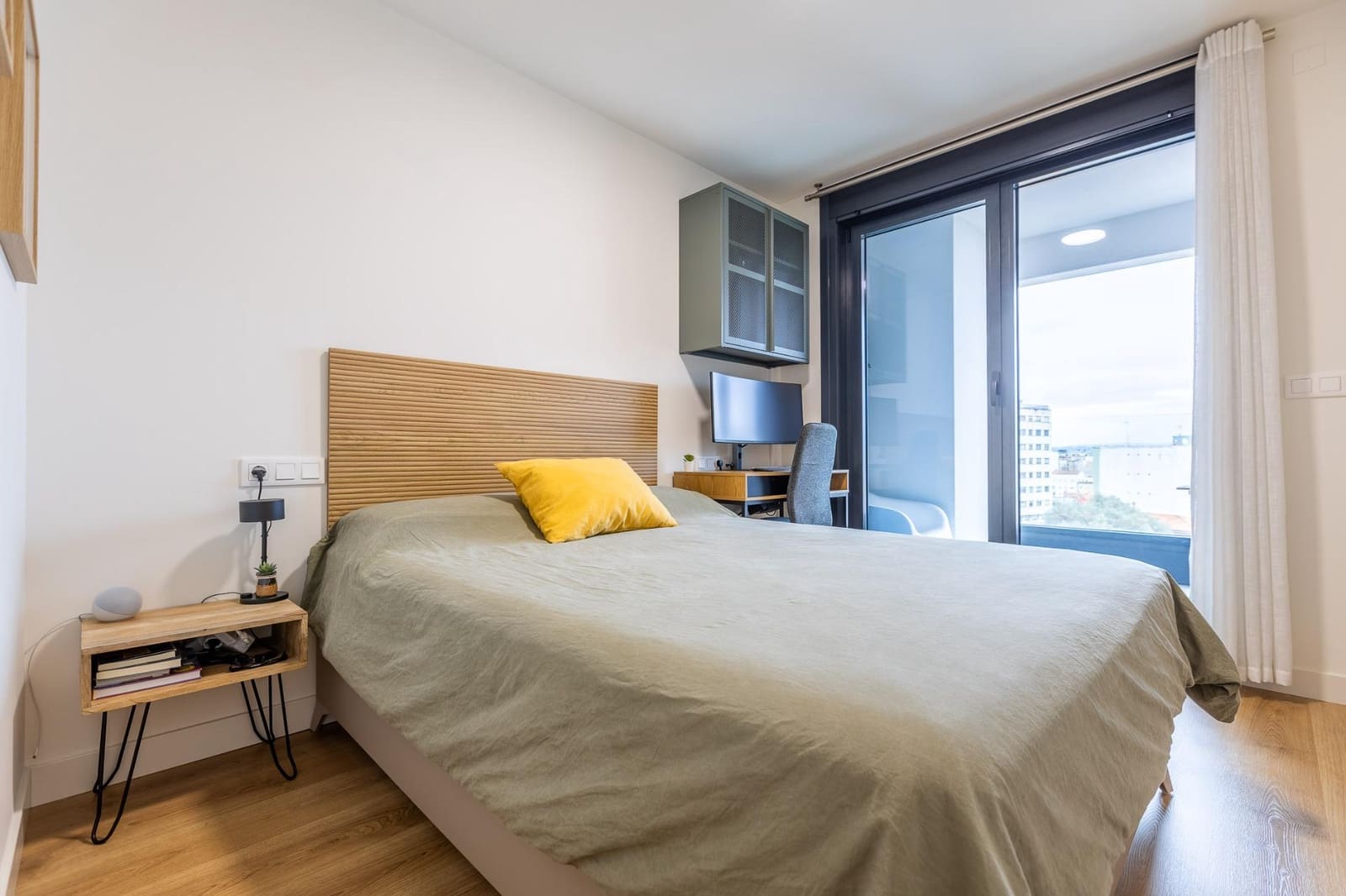 3 bedroom Flat for sale in A Coruna city with garage - € 600,000 (Ref: 9541622)