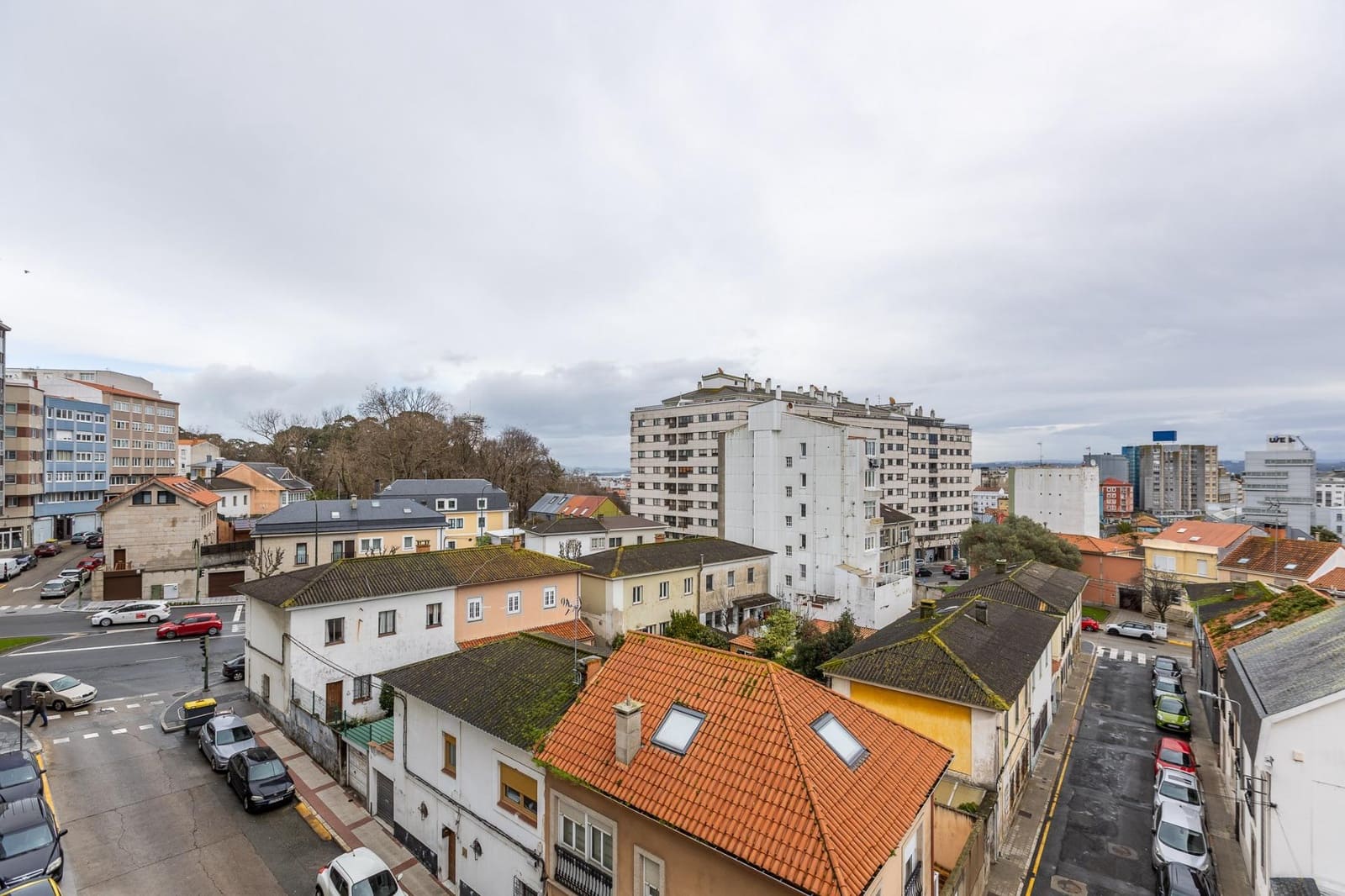 3 bedroom Flat for sale in A Coruna city with garage - € 600,000 (Ref: 9541622)