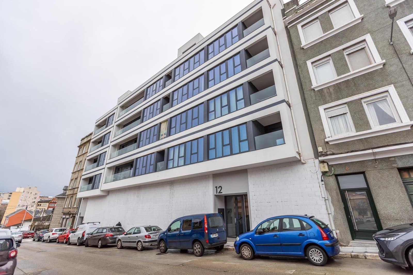 3 bedroom Flat for sale in A Coruna city with garage - € 600,000 (Ref: 9541622)