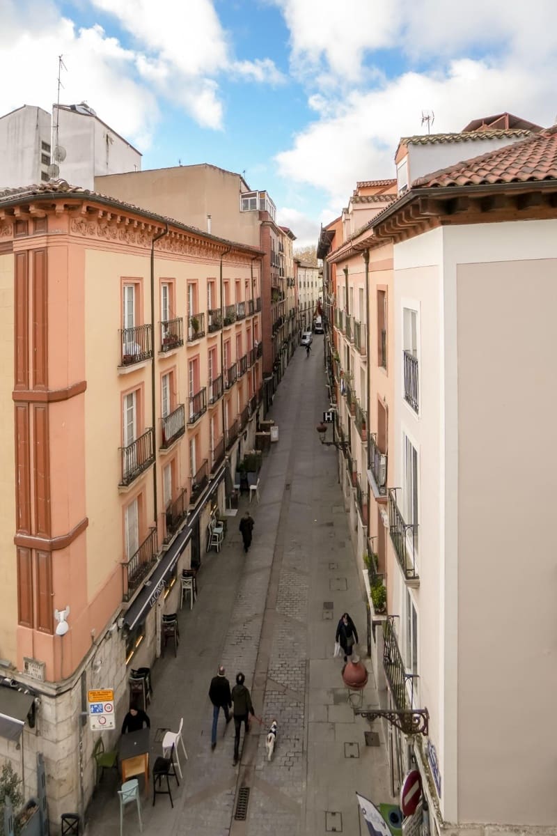 2 bedroom Apartment for sale in Burgos city with garage - € 500,000 (Ref: 9543829)