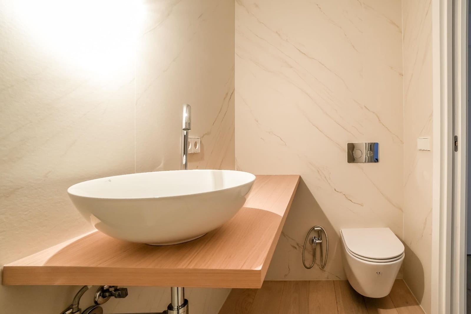 2 bedroom Apartment for sale in Burgos city with garage - € 500,000 (Ref: 9543829)