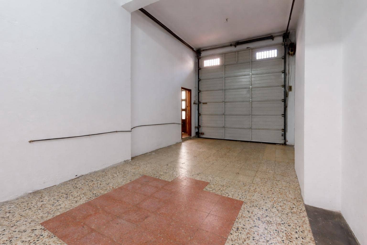 6 bedroom Terraced Villa for sale in Las Palmas de Gran Canaria with garage - € 436,000 (Ref: 9551892)