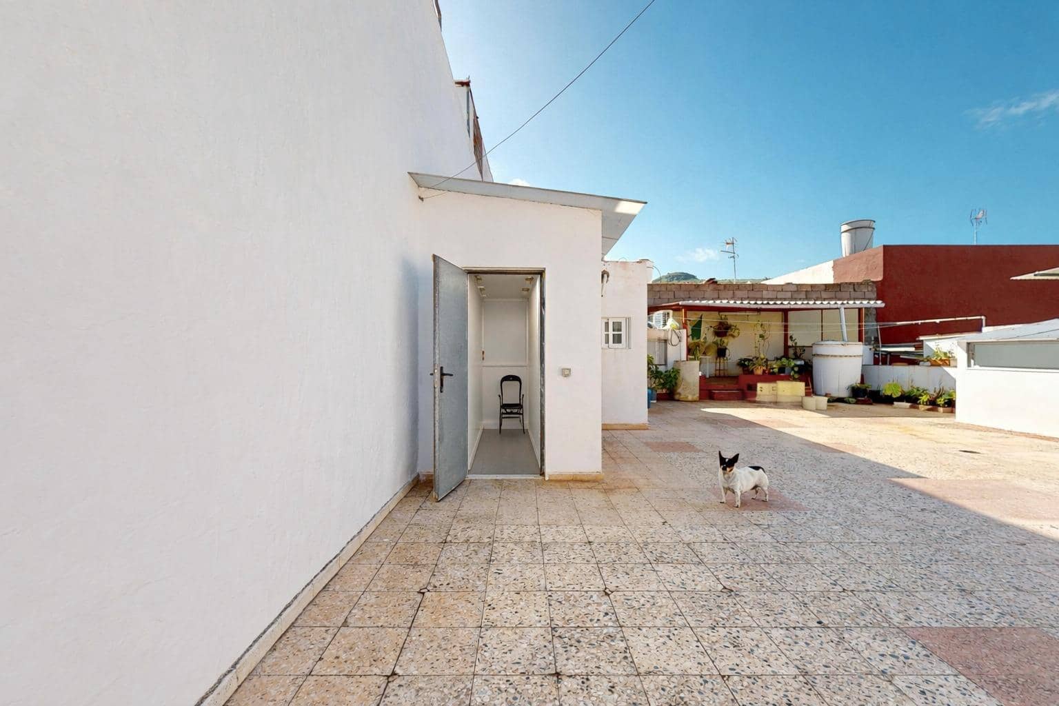 6 bedroom Terraced Villa for sale in Las Palmas de Gran Canaria with garage - € 436,000 (Ref: 9551892)