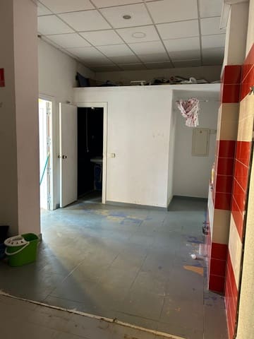 2 makuuhuone Asunto myytävänä paikassa Guadalajara kaupunki - 127 000 € (Ref: 9551894)