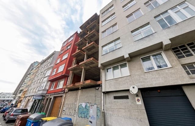 Leilighet til salgs i La Coruña by - € 600 000 (Ref: 9562061)