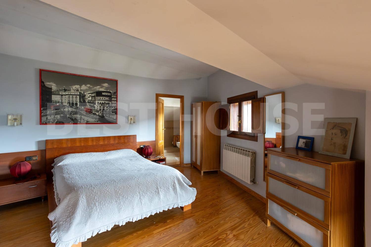 7 bedroom Villa for sale in Salinas de Anana with garage - € 394,314 (Ref: 9565414)