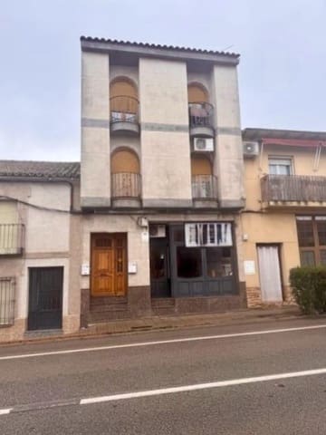 8 bedroom Commercial for sale in Piedrabuena - € 260,000 (Ref: 9565417)