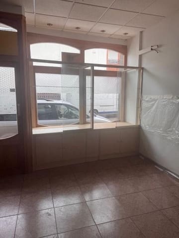 8 bedroom Commercial for sale in Piedrabuena - € 260,000 (Ref: 9565417)