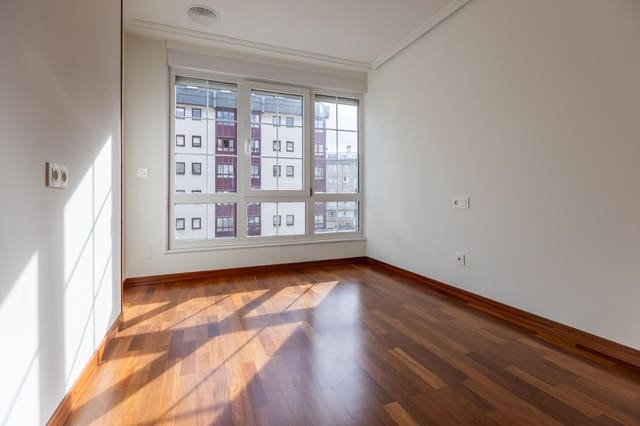 3 soveværelse Lejlighed til salg i A Coruña by med garage - € 625.000 (Ref: 9576726)