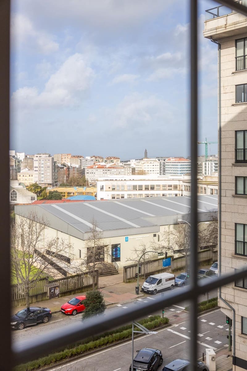 3 bedroom Flat for sale in A Coruna city with garage - € 565,000 (Ref: 9576726)