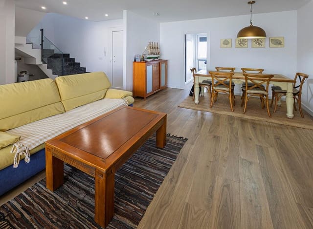 4 bedroom Terraced Villa for sale in Cistérniga - € 395,000 (Ref: 9584531)