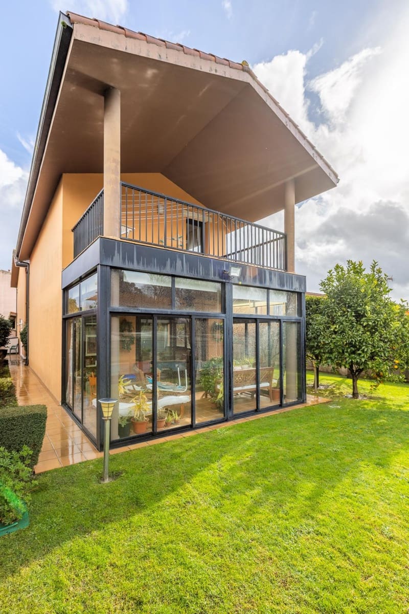 5 Zimmer Villa zu verkaufen in Oleiros mit Garage - 675.000 € (Ref: 9584532)