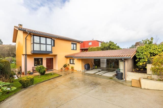 5 Zimmer Villa zu verkaufen in Oleiros mit Garage - 675.000 € (Ref: 9584532)