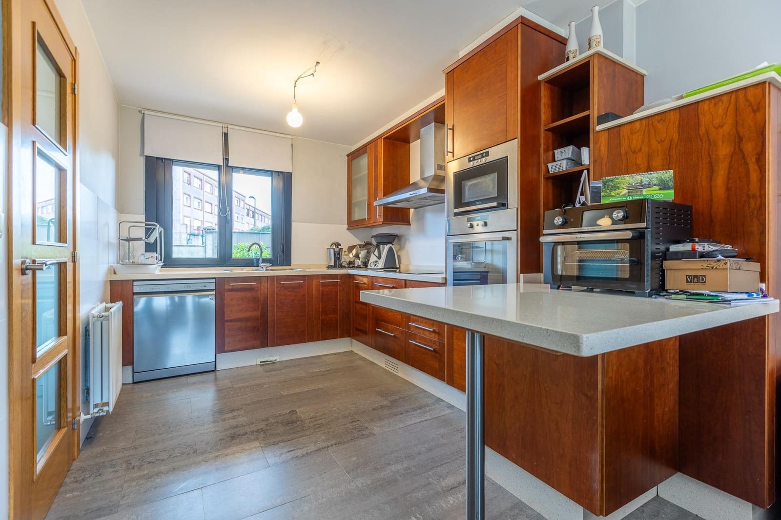 5 Zimmer Villa zu verkaufen in Oleiros mit Garage - 675.000 € (Ref: 9584532)