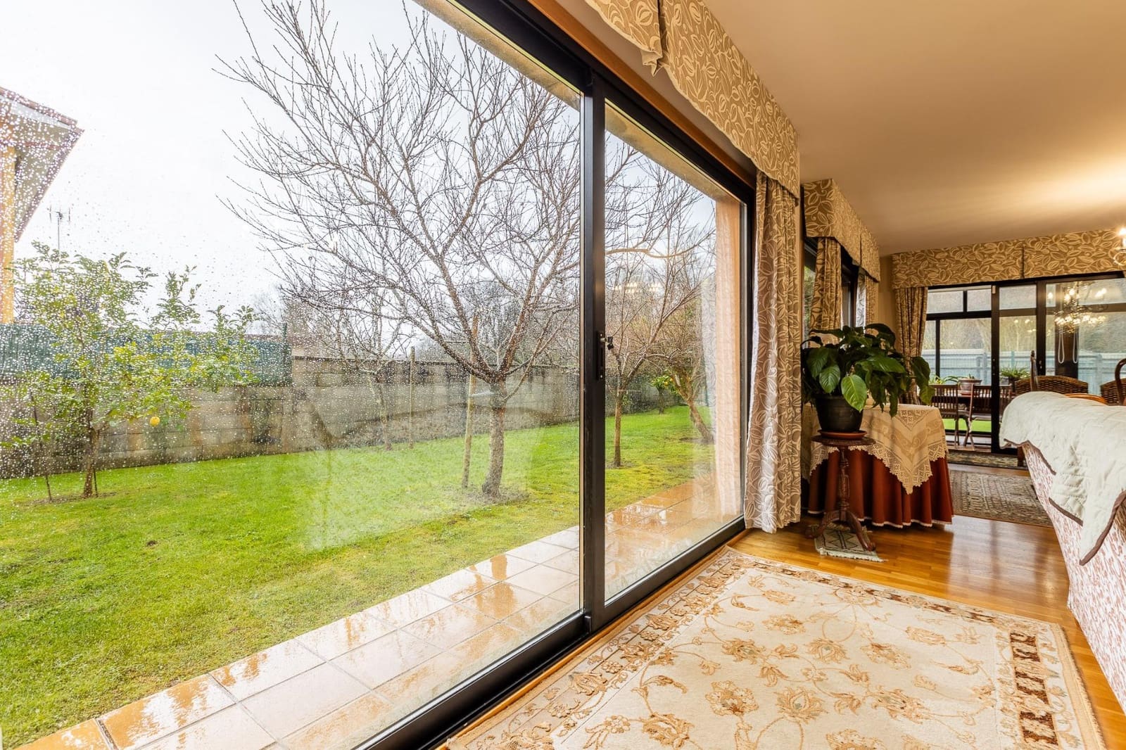 5 Zimmer Villa zu verkaufen in Oleiros mit Garage - 675.000 € (Ref: 9584532)