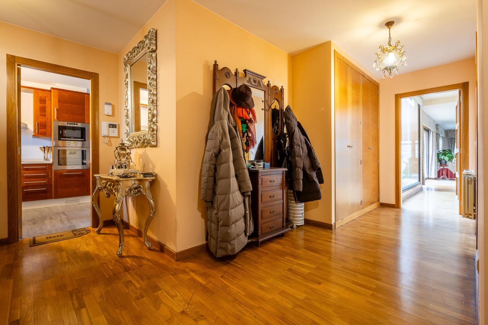 5 Zimmer Villa zu verkaufen in Oleiros mit Garage - 675.000 € (Ref: 9584532)