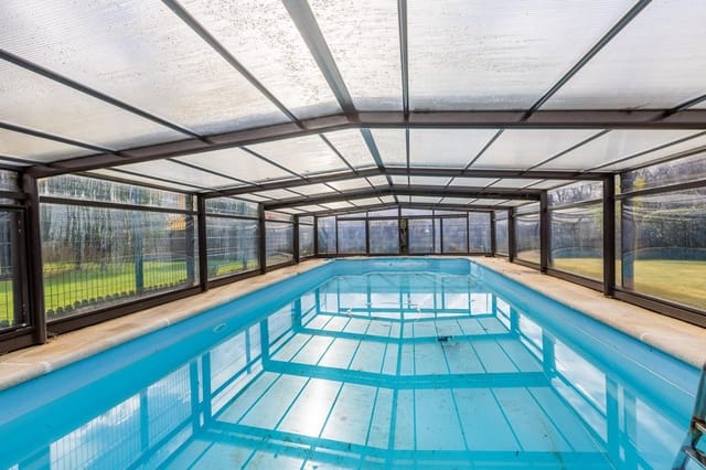 5 Zimmer Villa zu verkaufen in Oleiros mit Garage - 675.000 € (Ref: 9584532)