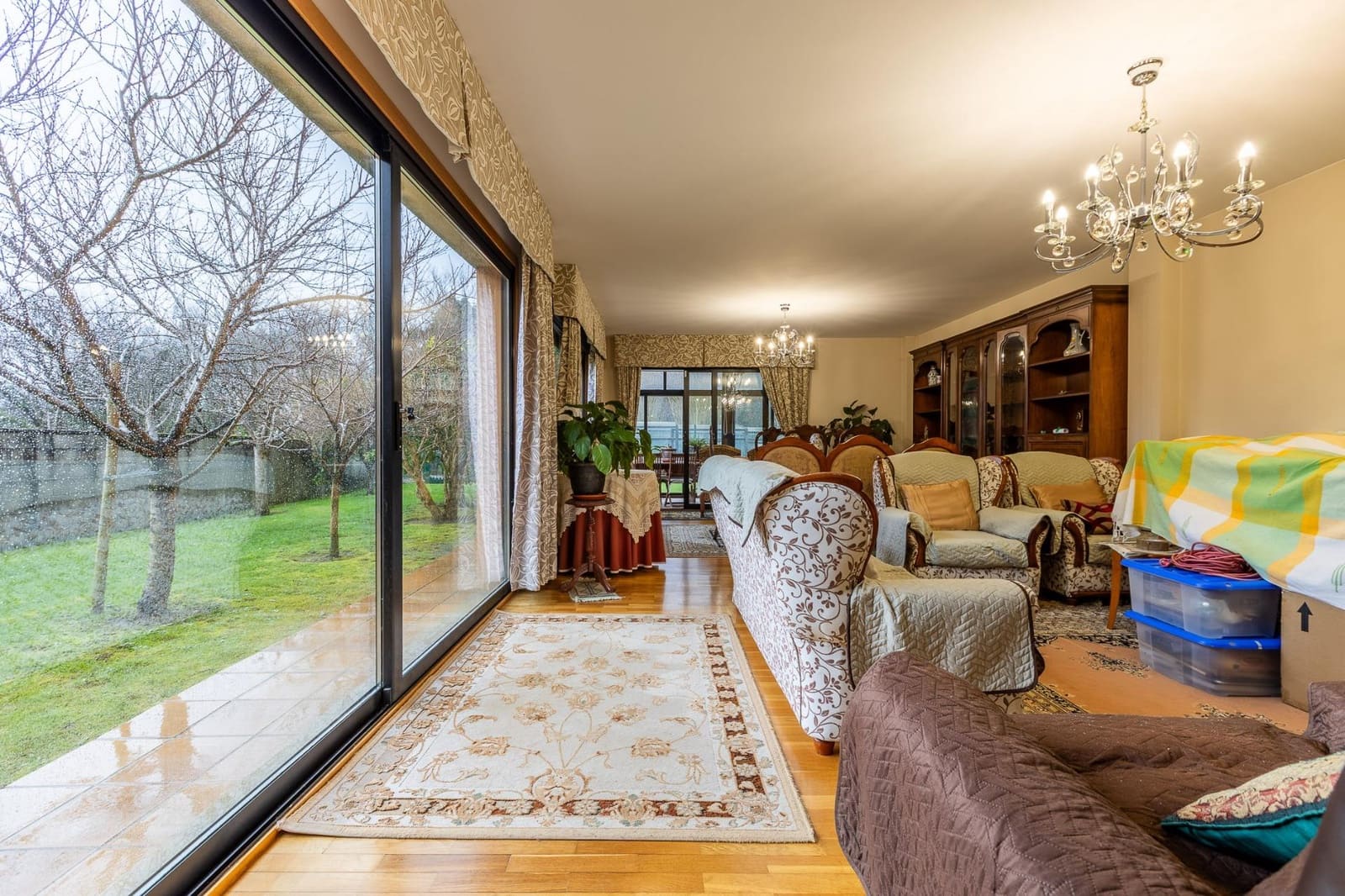 5 Zimmer Villa zu verkaufen in Oleiros mit Garage - 675.000 € (Ref: 9584532)