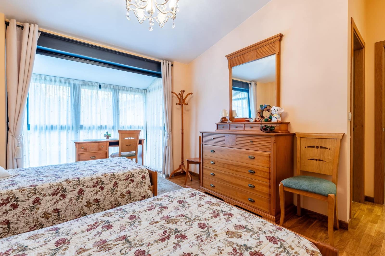 5 Zimmer Villa zu verkaufen in Oleiros mit Garage - 675.000 € (Ref: 9584532)