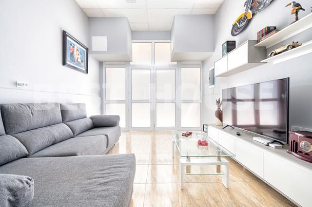 3 Zimmer Apartment zu verkaufen in Santa Lucía de Tirajana - 150.000 € (Ref: 9593056)