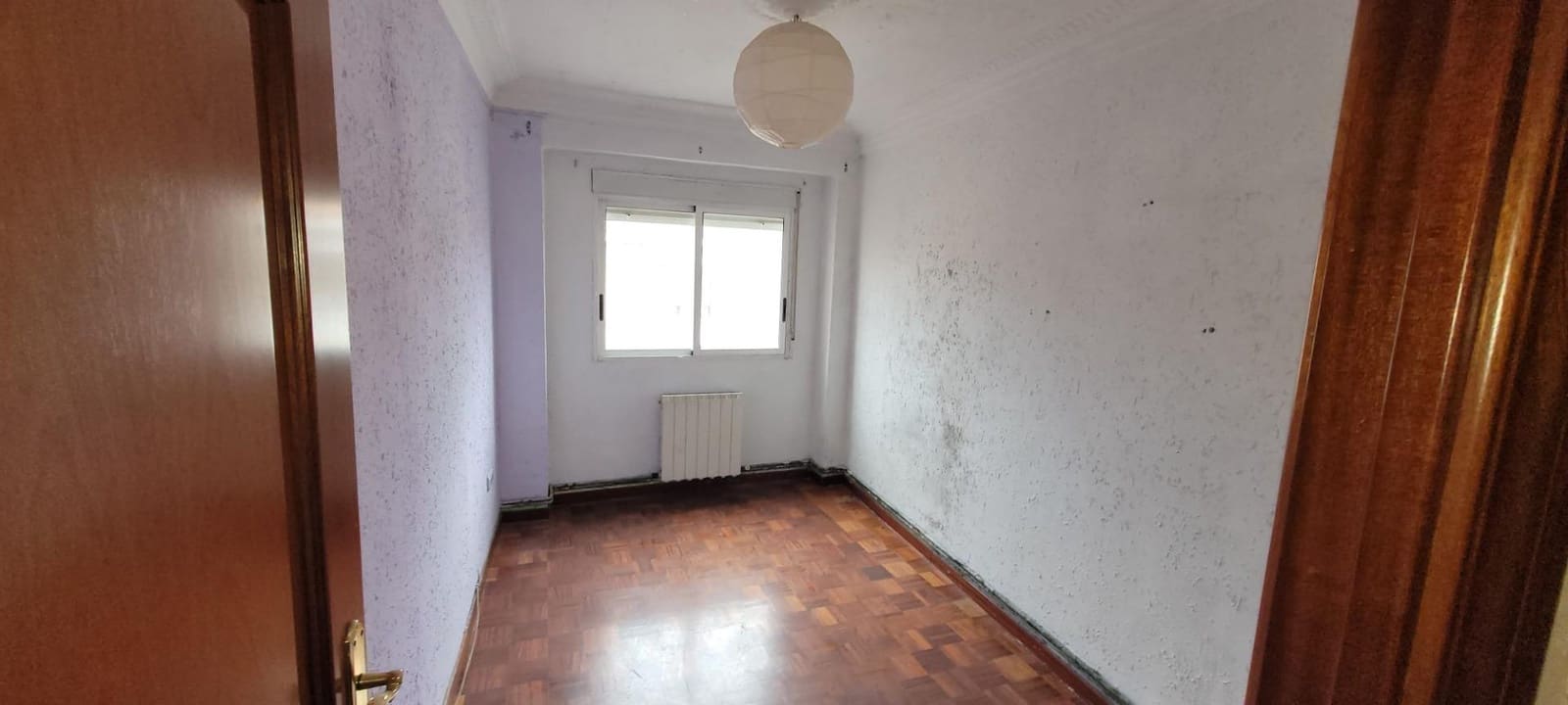 3 bedroom Flat for sale in Zaragoza city - € 135,000 (Ref: 9596377)