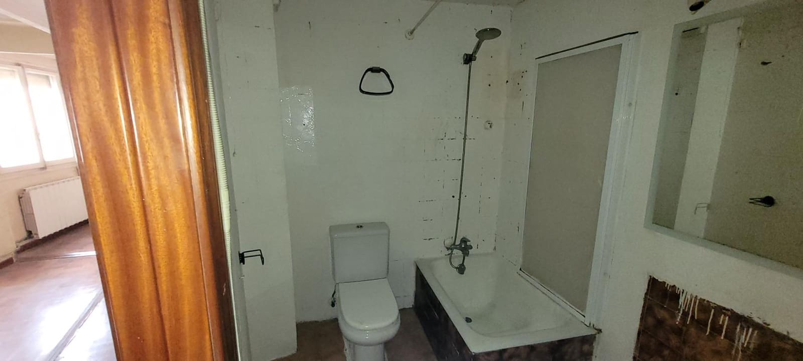 3 bedroom Flat for sale in Zaragoza city - € 135,000 (Ref: 9596377)