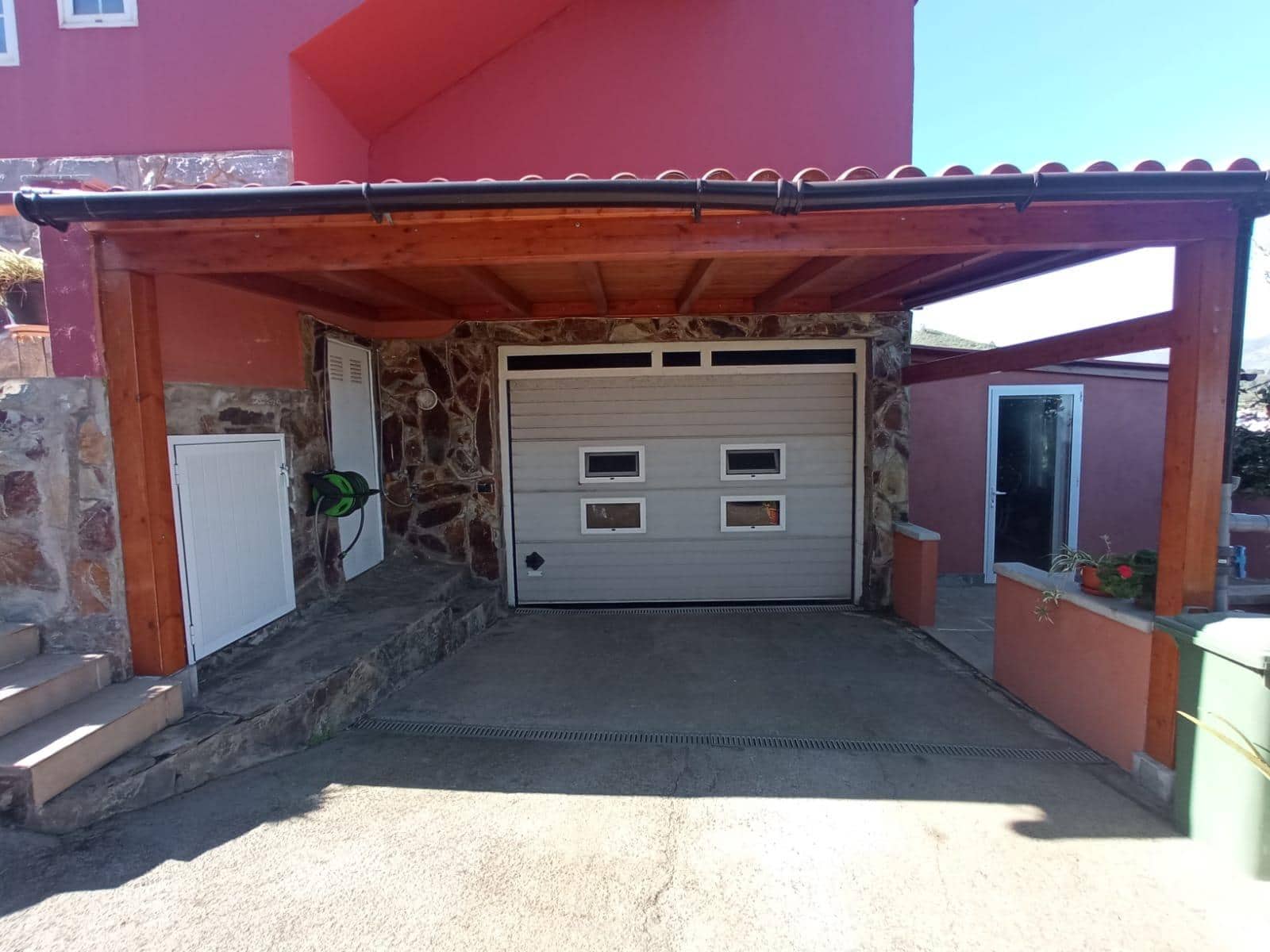 4 soverom Villa til salgs i Santa Brigida med garasje - € 400 000 (Ref: 9596378)