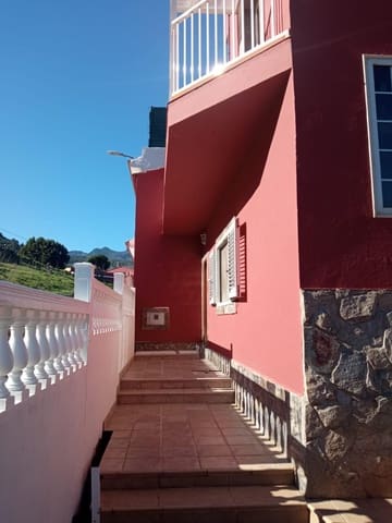 4 chambre Villa/Maison à vendre à Santa Brígida avec garage - 397 000 € (Ref: 9596378)