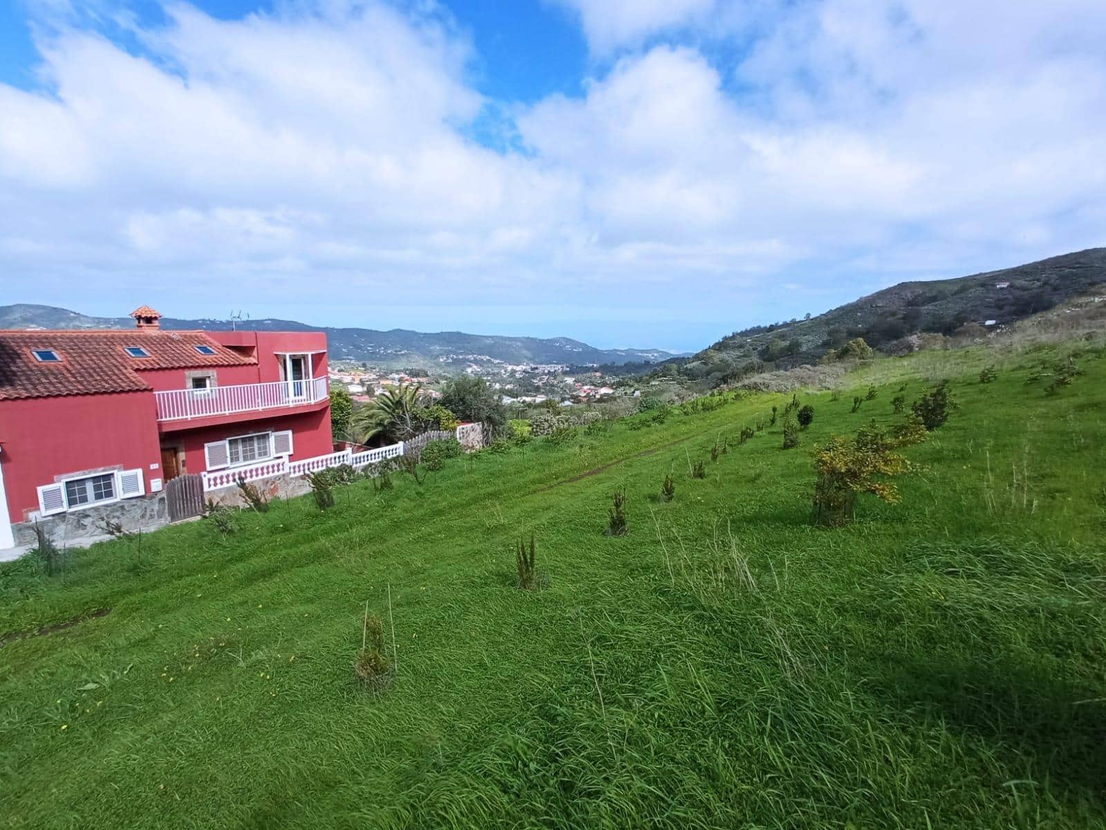 Chalet de 4 habitaciones en Santa Brígida en venta con garaje - 397.000 € (Ref: 9596378)