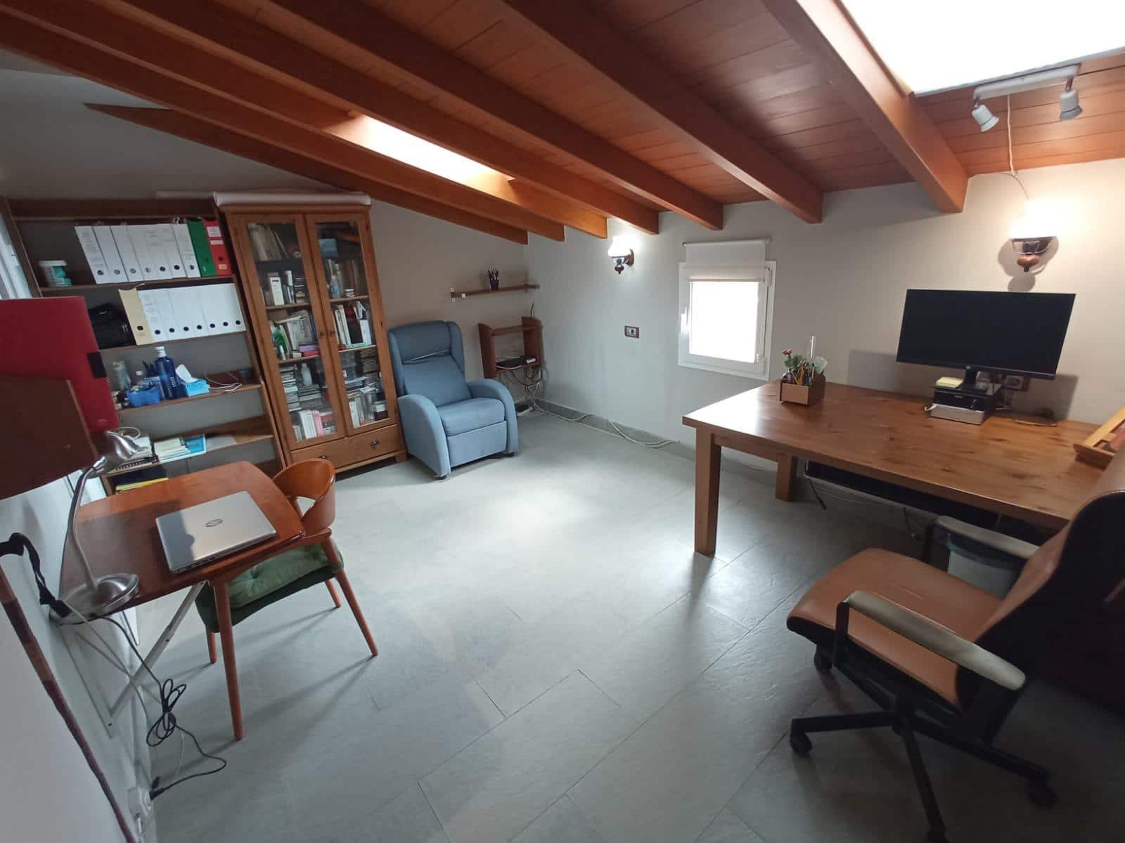 Chalet de 4 habitaciones en Santa Brígida en venta con garaje - 397.000 € (Ref: 9596378)