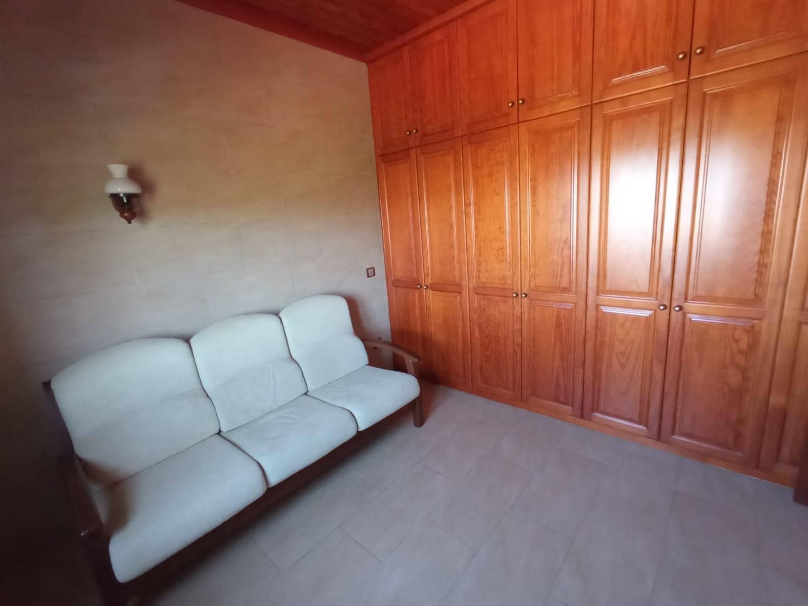Chalet de 4 habitaciones en Santa Brígida en venta con garaje - 397.000 € (Ref: 9596378)