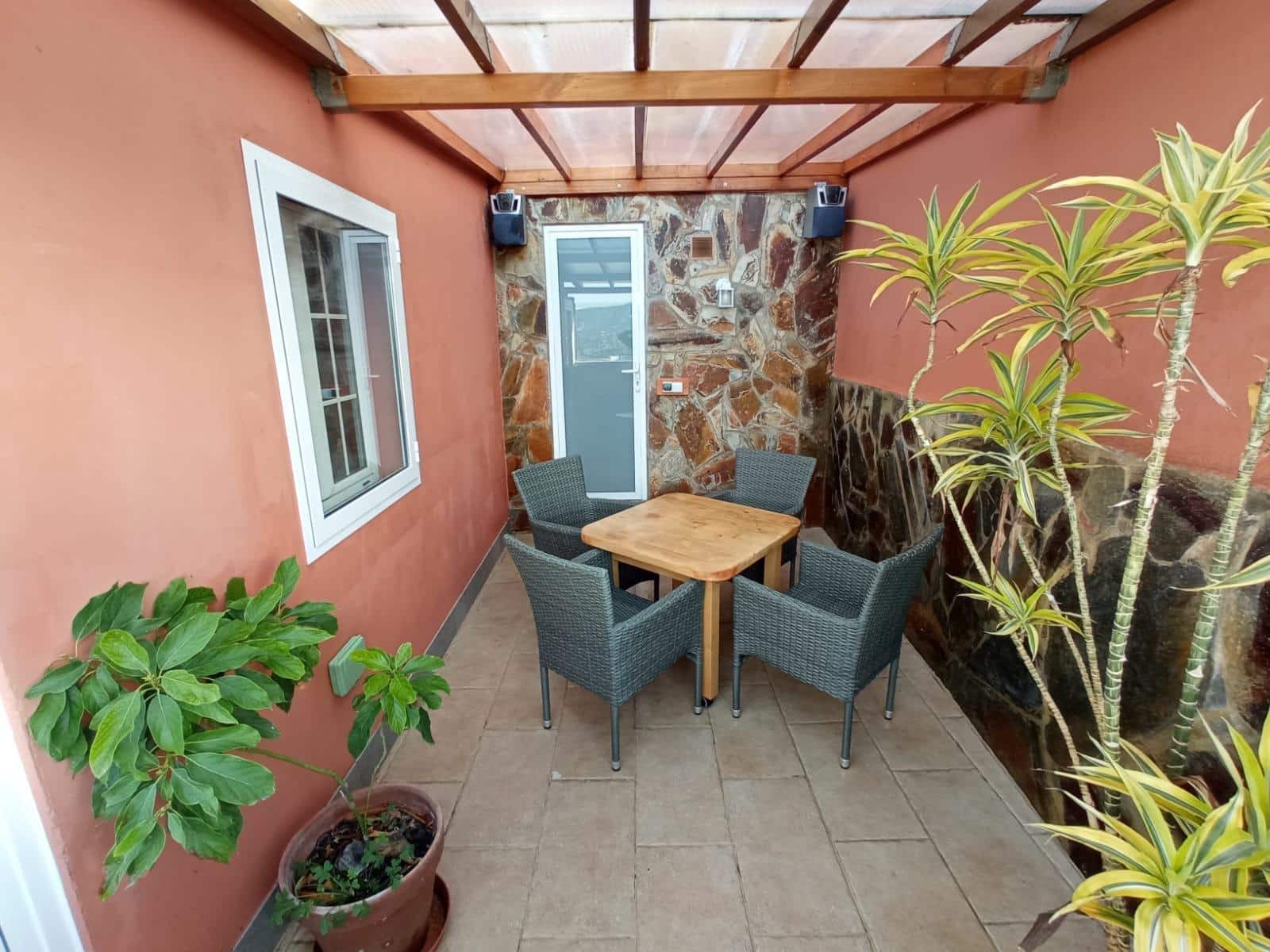 Chalet de 4 habitaciones en Santa Brígida en venta con garaje - 397.000 € (Ref: 9596378)