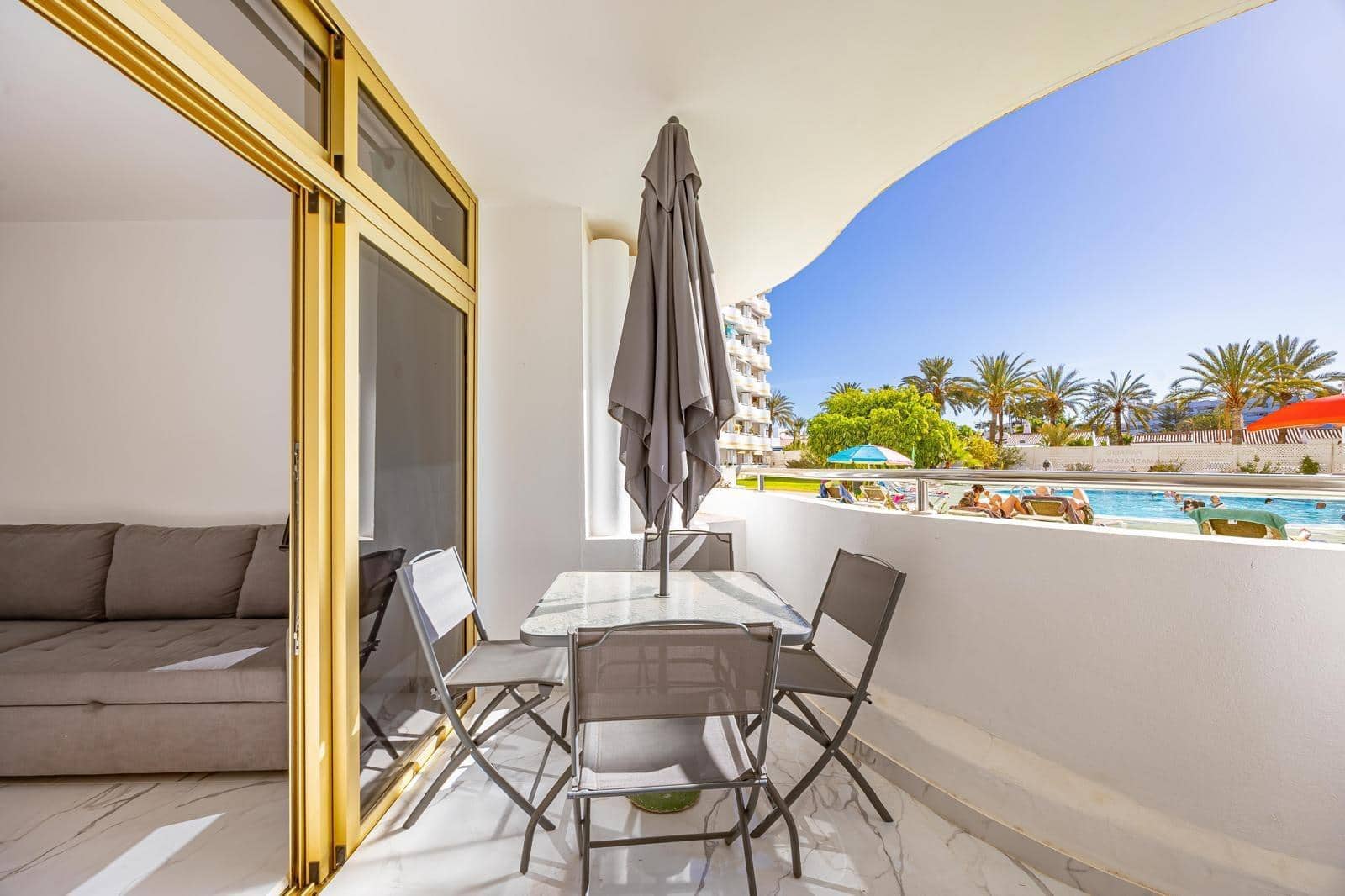 1 sypialnia Apartament na sprzedaż w Playa del Ingles z basenem - 239 900 € (Ref: 9596379)