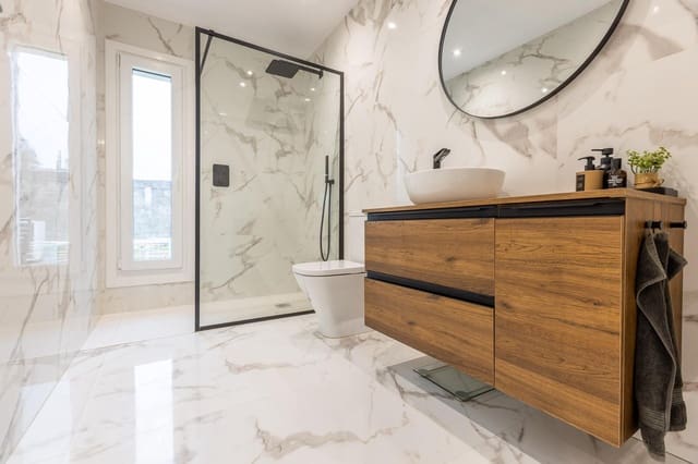 3 bedroom Villa for sale in Arteixo with pool - € 525,000 (Ref: 9605178)