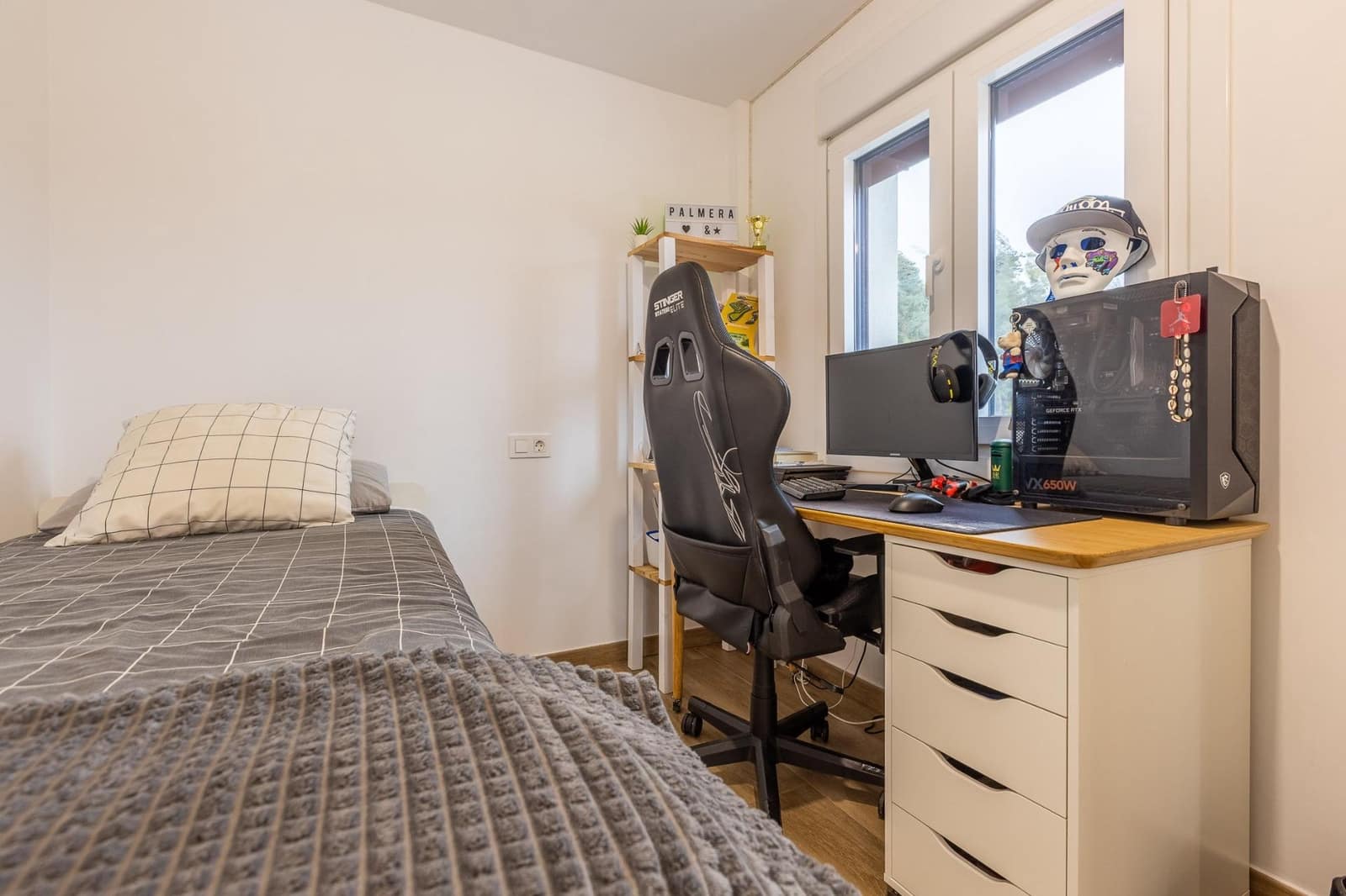 3 bedroom Villa for sale in Arteixo with pool - € 525,000 (Ref: 9605178)