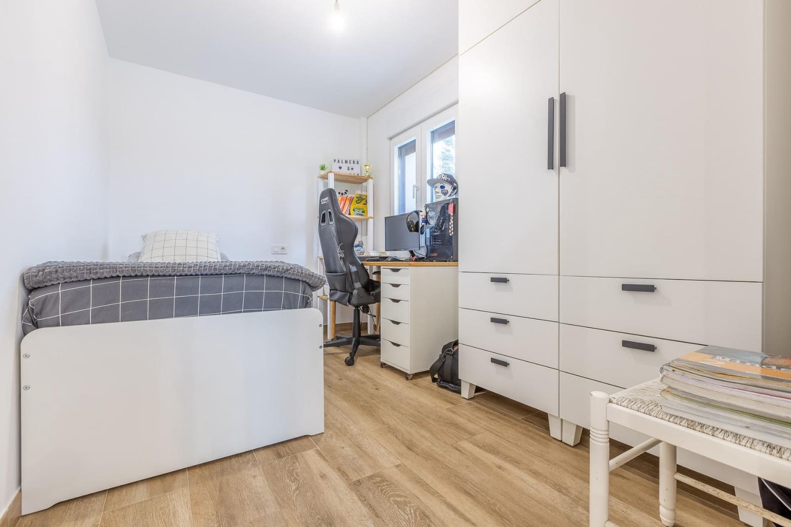 3 bedroom Villa for sale in Arteixo with pool - € 525,000 (Ref: 9605178)