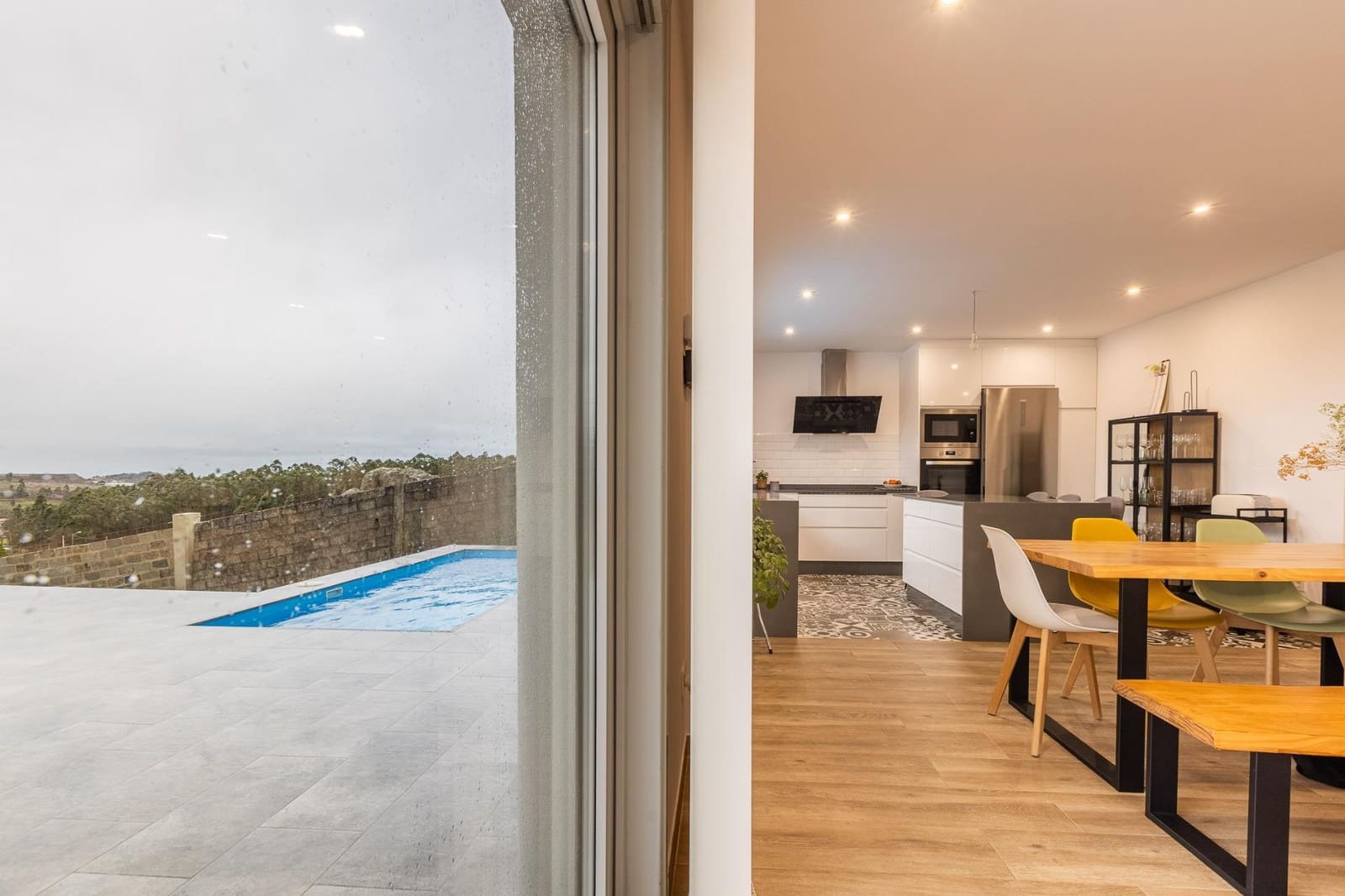 3 bedroom Villa for sale in Arteixo with pool - € 525,000 (Ref: 9605178)