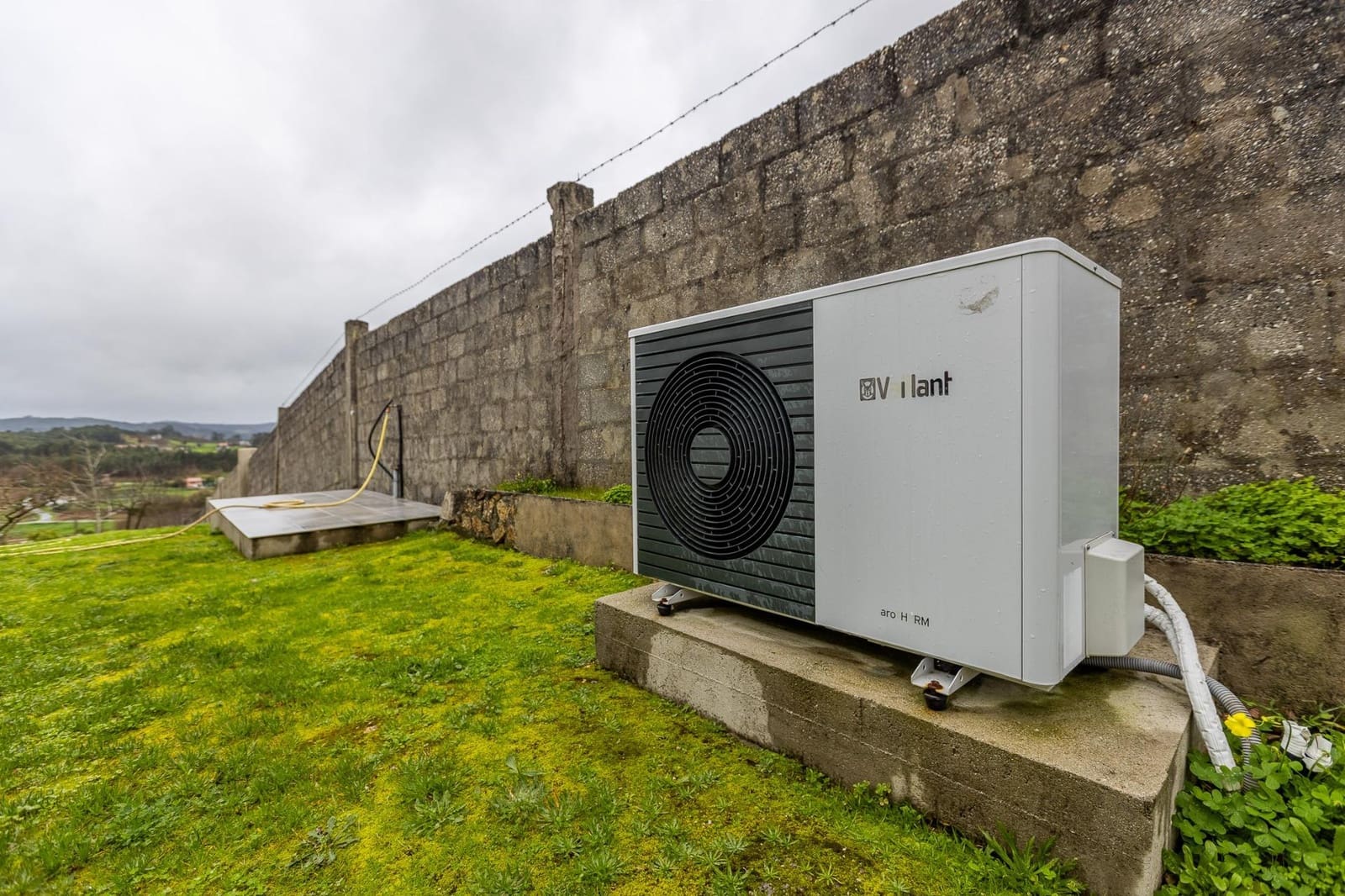 3 bedroom Villa for sale in Arteixo with pool - € 525,000 (Ref: 9605178)