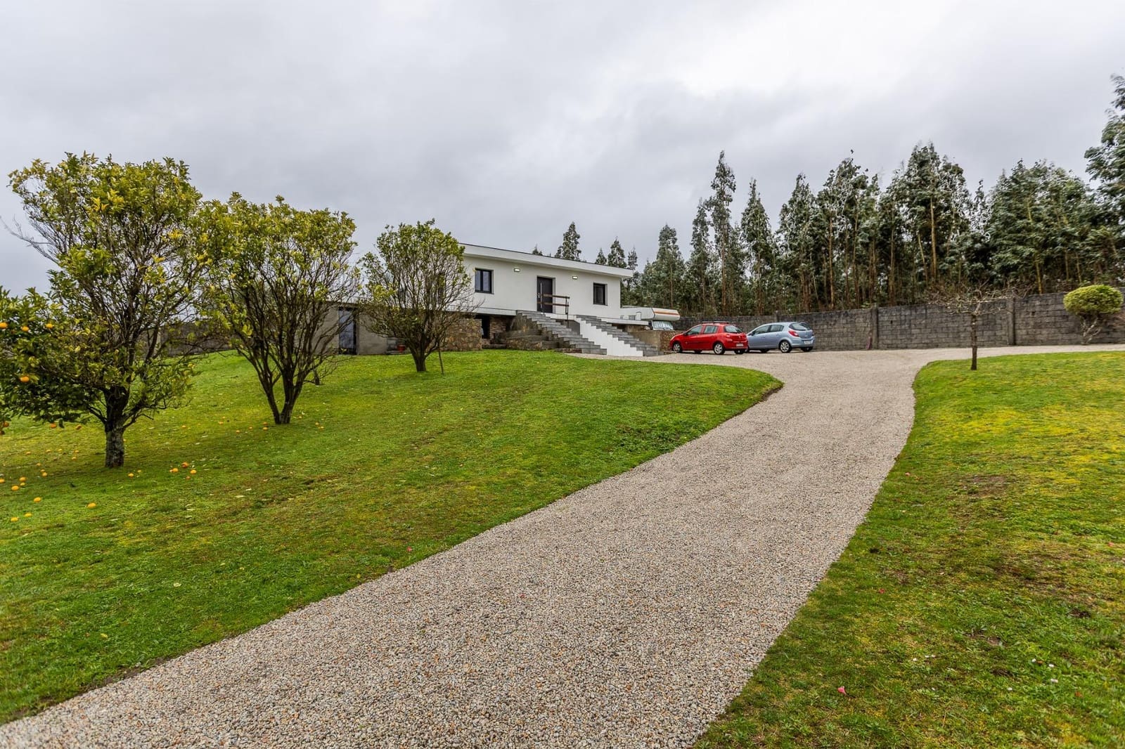 3 bedroom Villa for sale in Arteixo with pool - € 525,000 (Ref: 9605178)