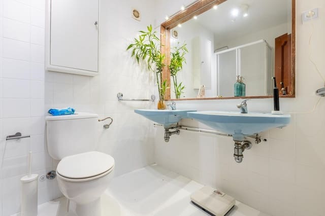 3 slaapkamer Flat te koop in A Coruña stad met garage - € 475.000 (Ref: 9616052)